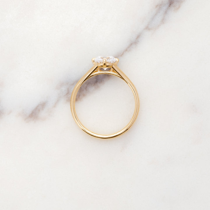 Orchid Round Solitaire