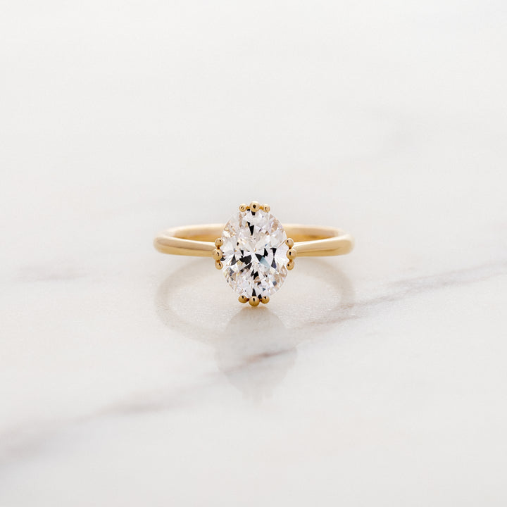 Tulip Oval Solitaire