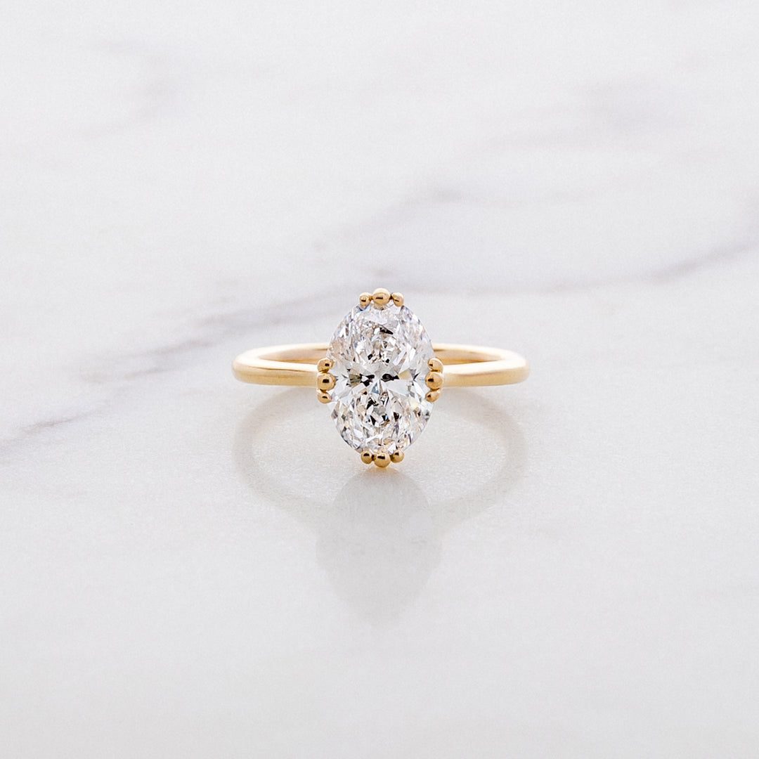 Tulip Oval Solitaire