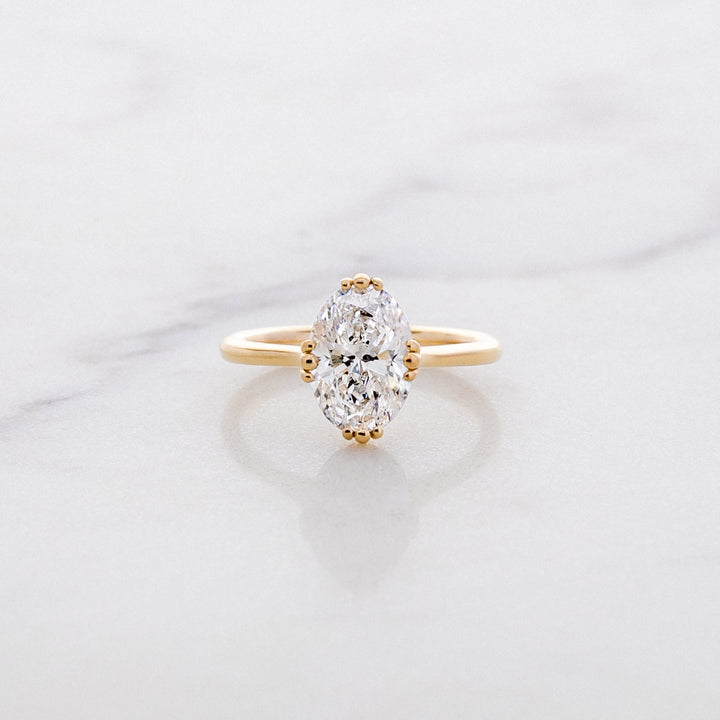 Tulip Oval Solitaire