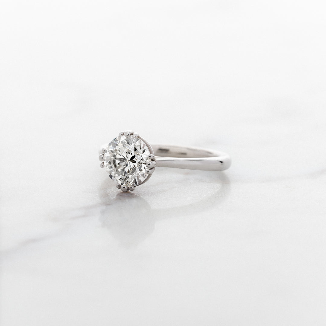 Tulip Round Solitaire