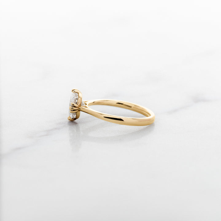 Tulip Round Solitaire