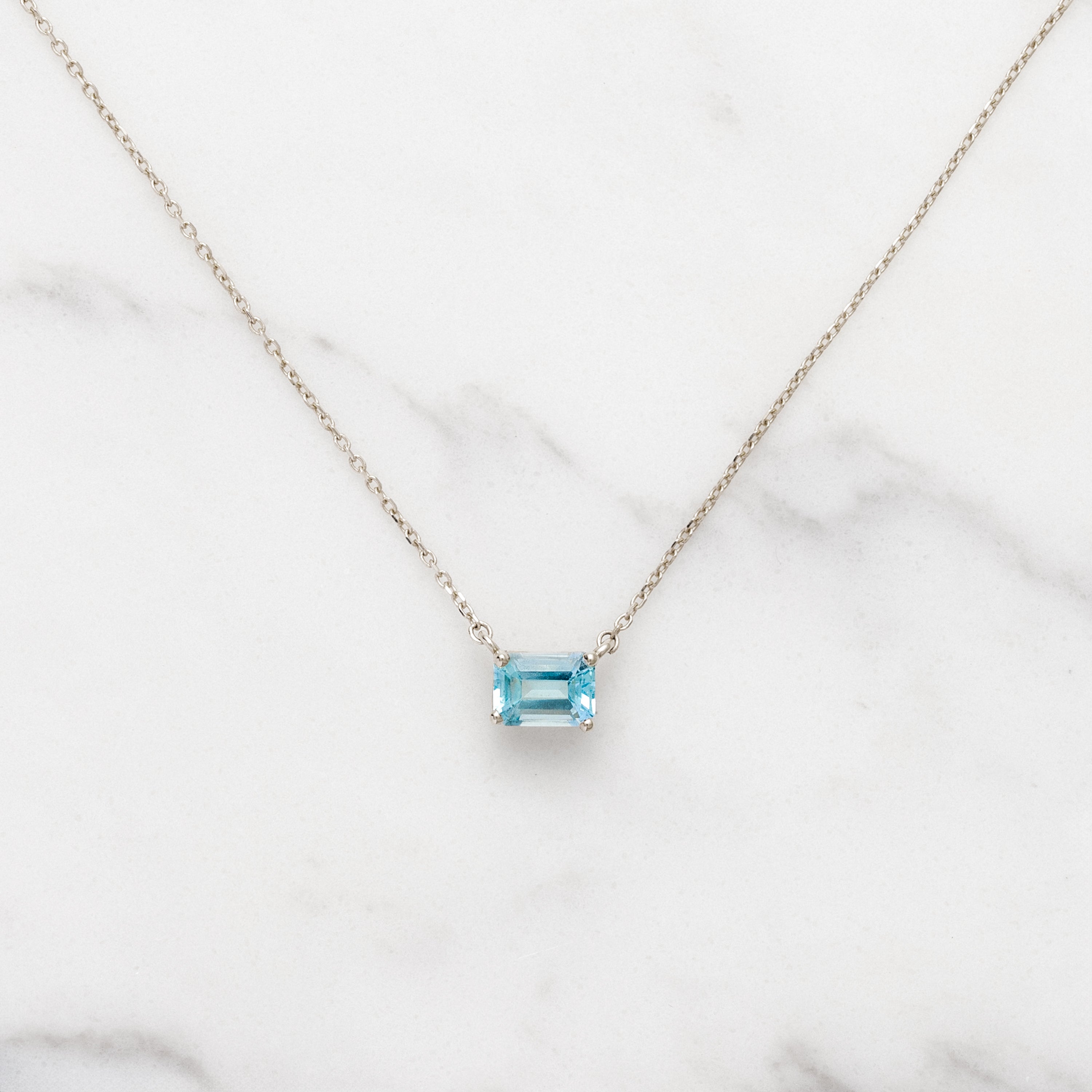 【TATIANA】Emerald Cut Crystal Mood Necklace★送料無料★2色 TATIANA】(Silver925) Emerald Cut Crystal Mood Necklace