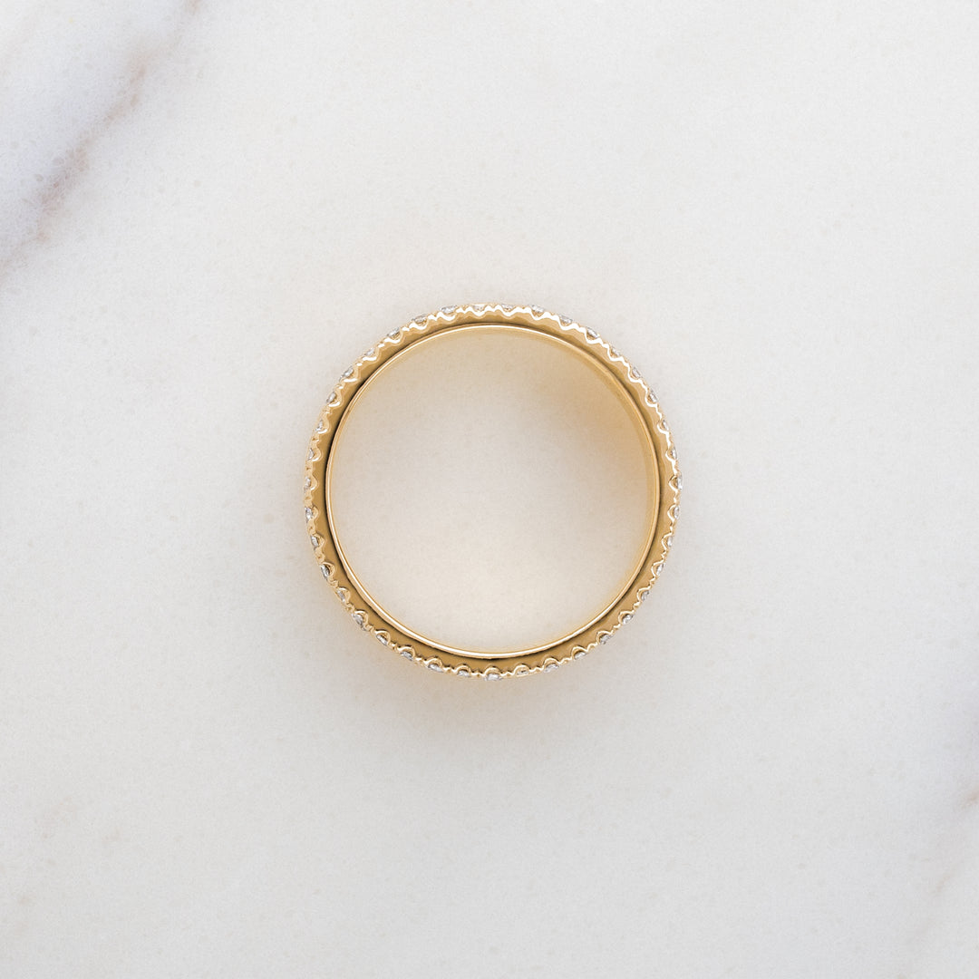 A Dareth Band Set With Family Diamonds