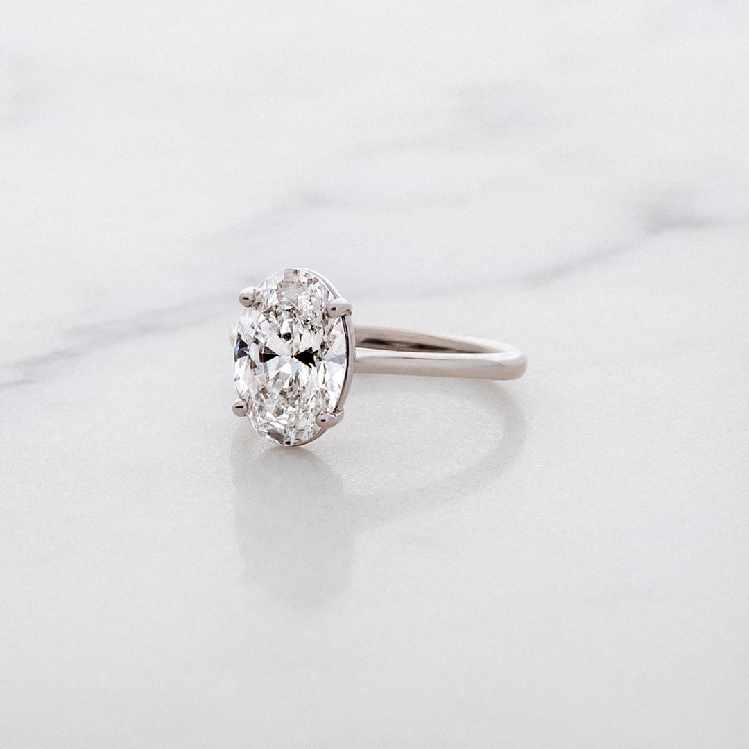 Rose Oval Solitaire