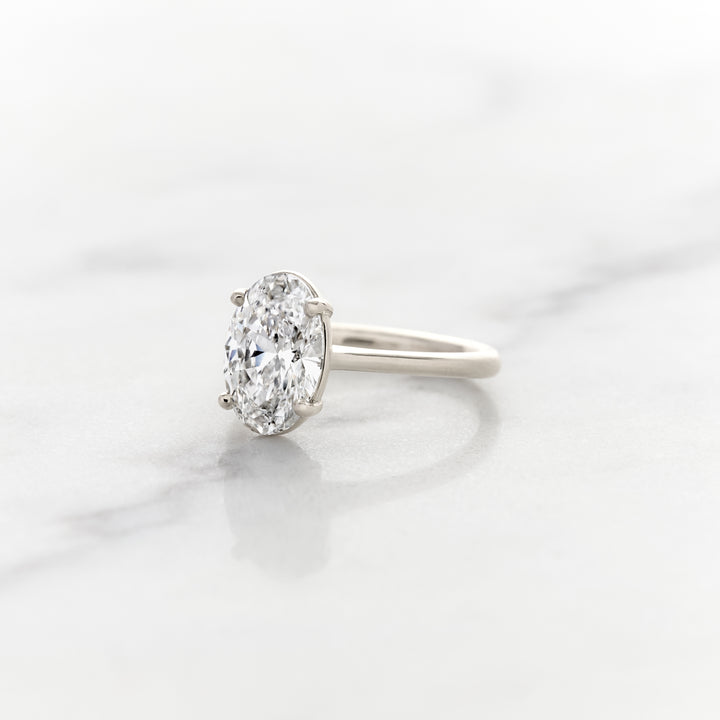 Rose Oval Solitaire