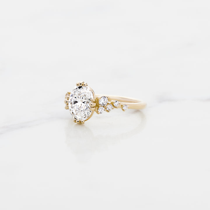 Lupine Oval Solitaire