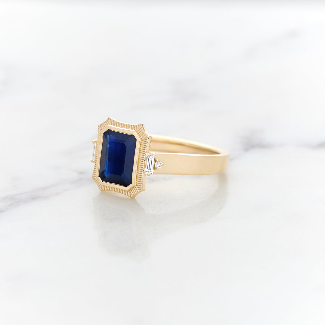 Fluted Frame for a Blue Sapphire
