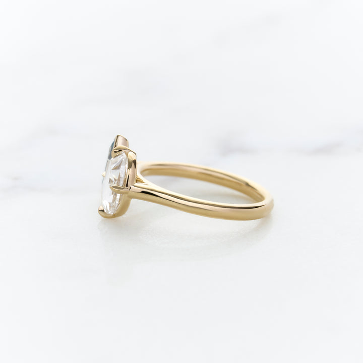 Hexagonal Sapphire & Rose Cut Diamond Toi & Moi ring
