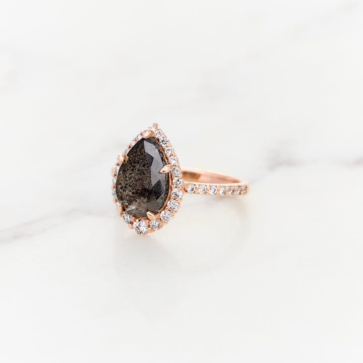 Tapered Halo Around a Galaxy Diamond