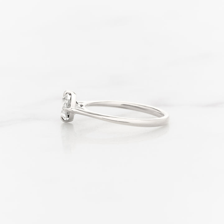 Myrtle Horizontal Oval Solitaire