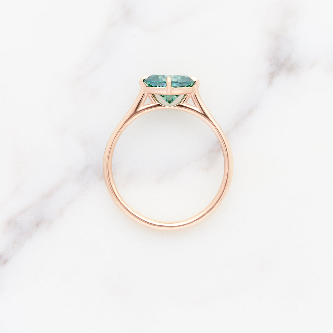 Myrtle Horizontal Oval Solitaire with Green Moissanite