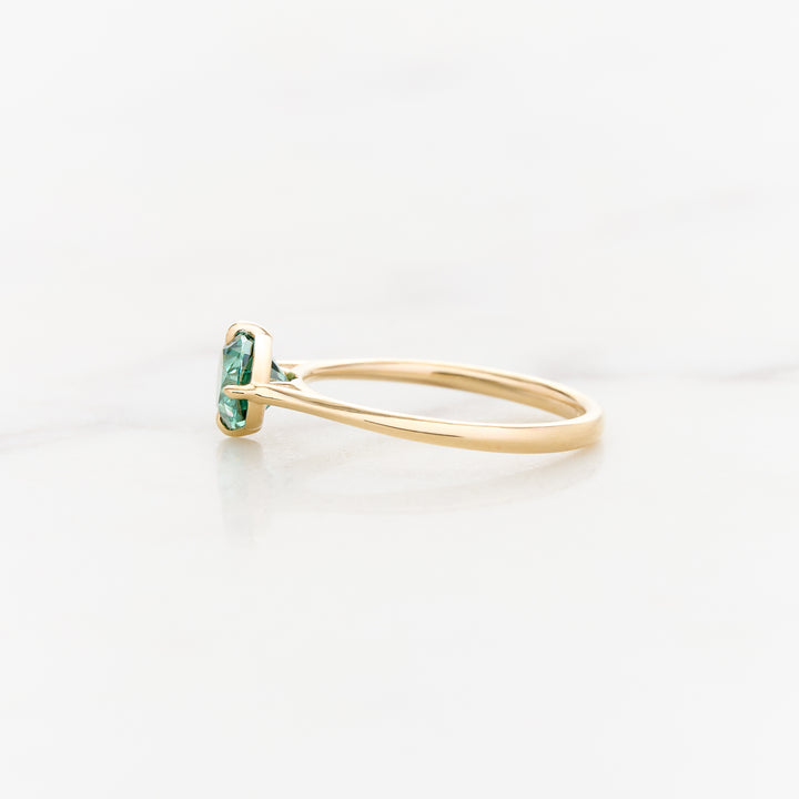 Myrtle Horizontal Oval Solitaire with Green Moissanite