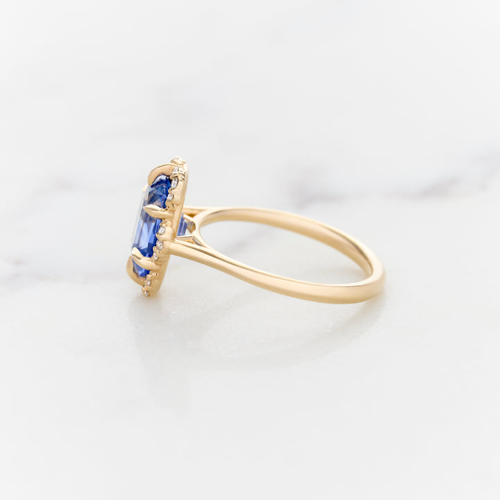 Elongated Cushion Cut Sapphire Ranunculus Halo