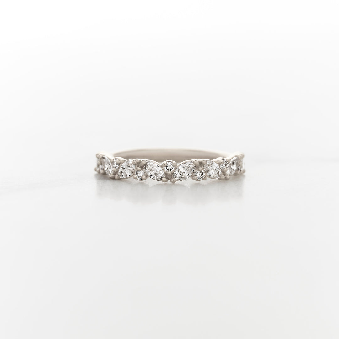 Grande Lala Half Set Diamond Band