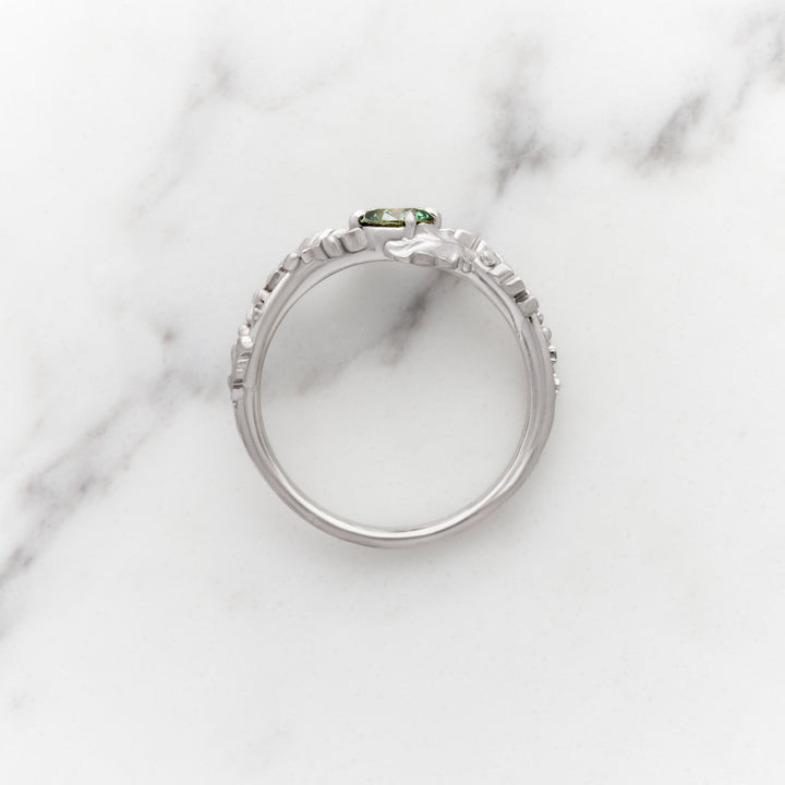Green Diamond on an Oak Leaf Band