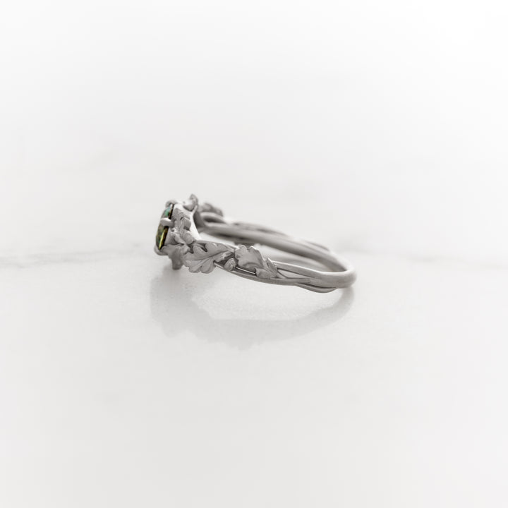 Green Diamond on an Oak Leaf Band