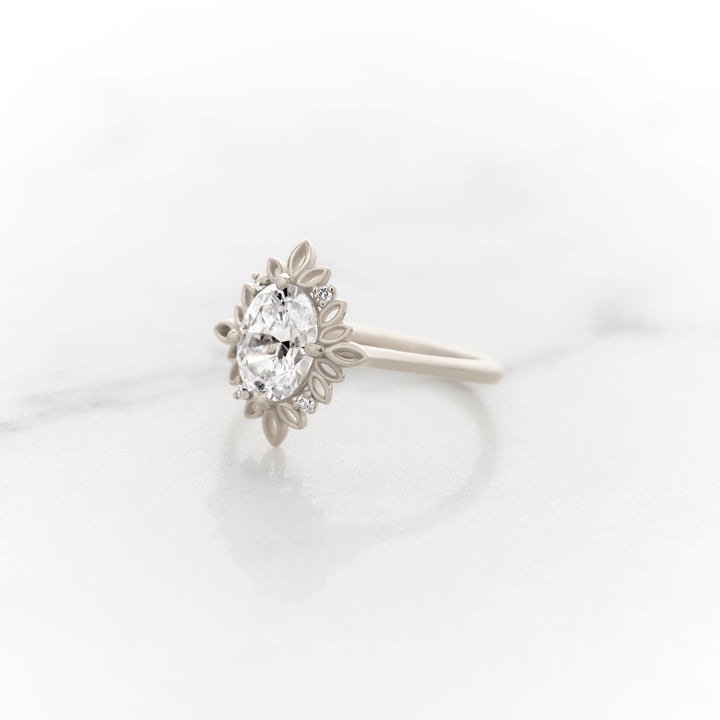 Ivy Oval Halo Ring