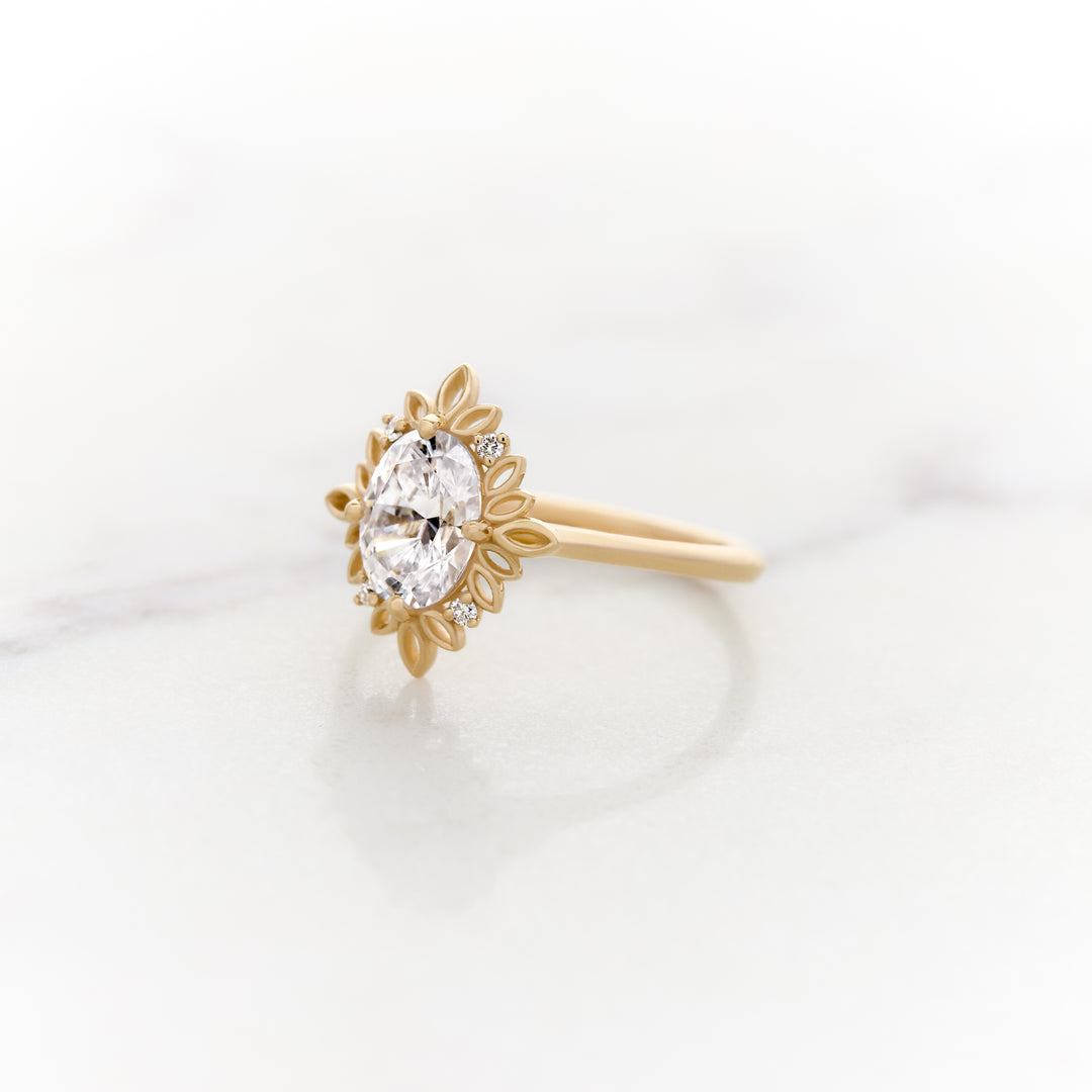 Ivy Oval Halo Ring