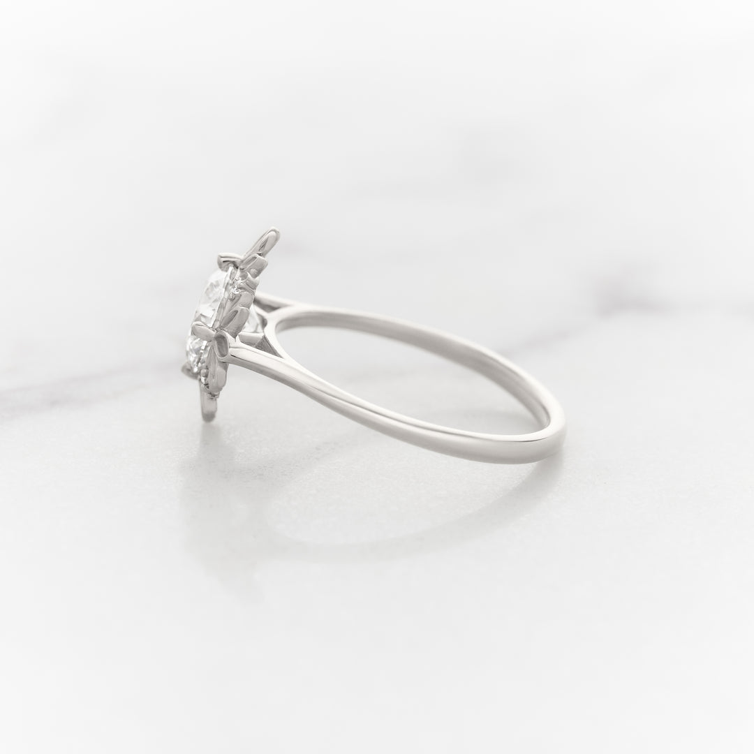 Ivy Round Halo Ring