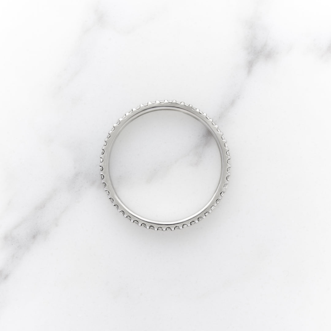 Medio Callisia Diamond Eternity Band