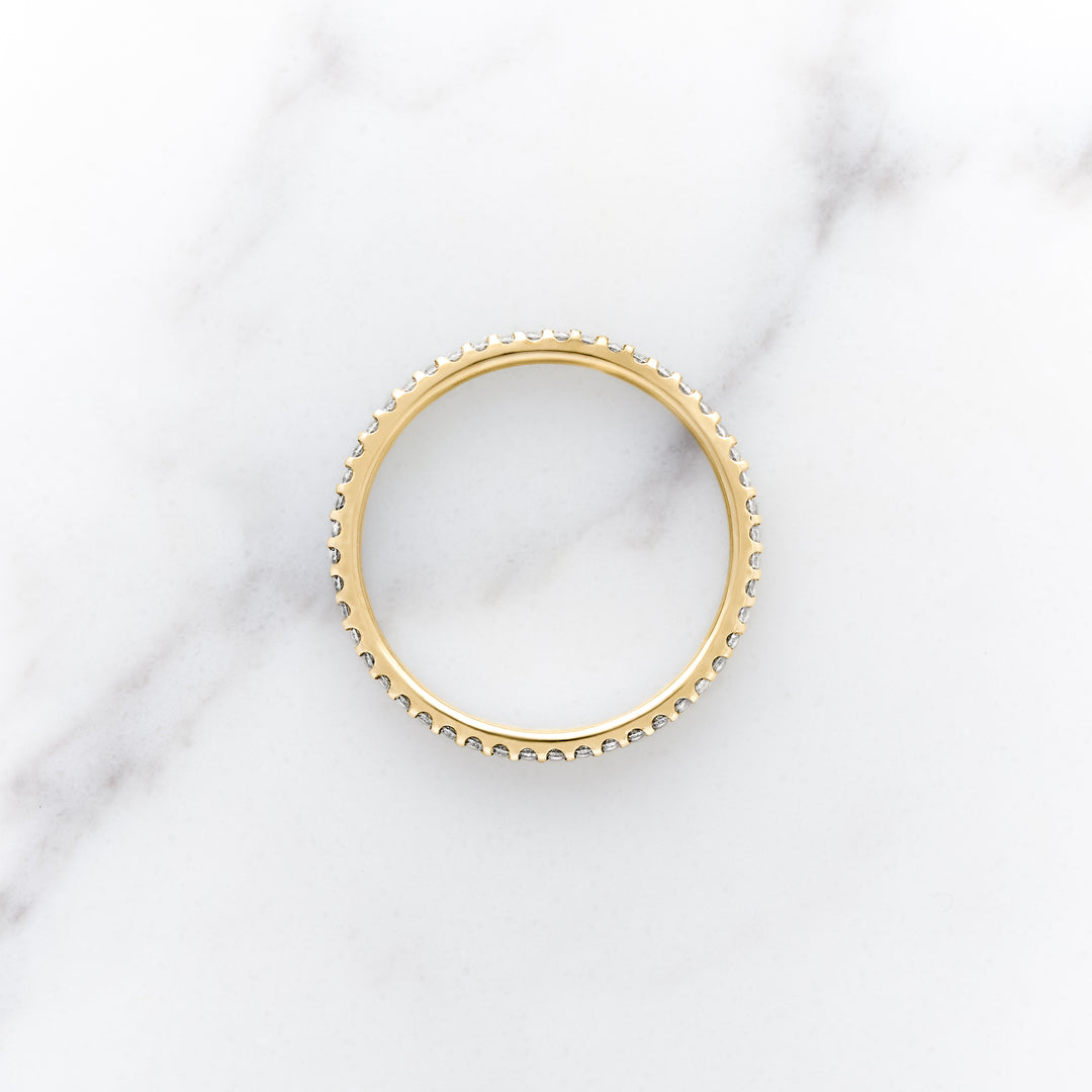 Medio Callisia Diamond Eternity Band