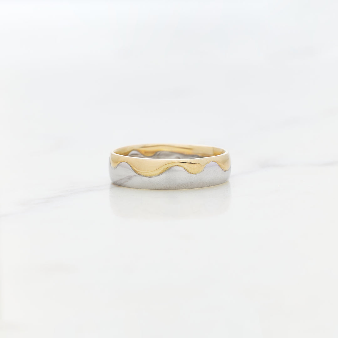 Two Tone Wave Band