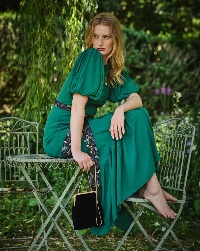 Fable Into The Woods Clutch