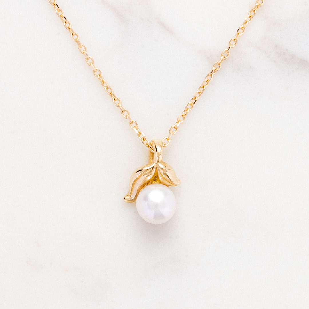 Leafy Pearl Necklace