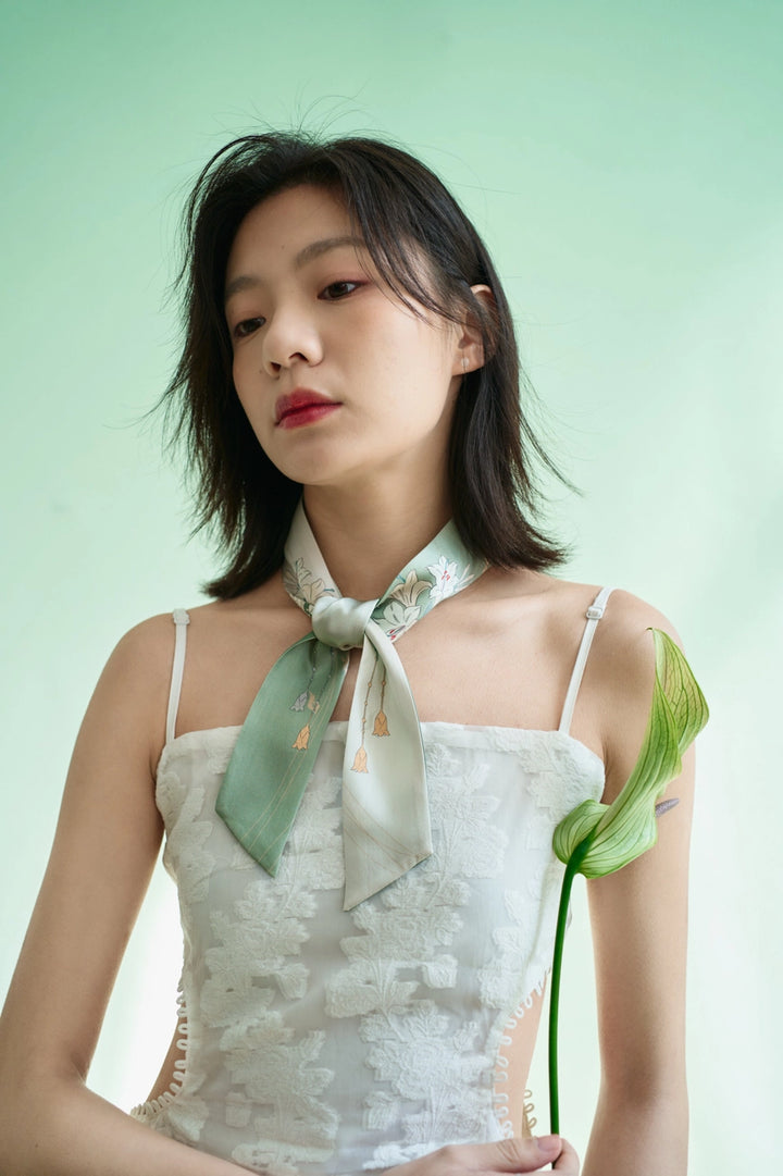 Lily Silk Twilly Scarf