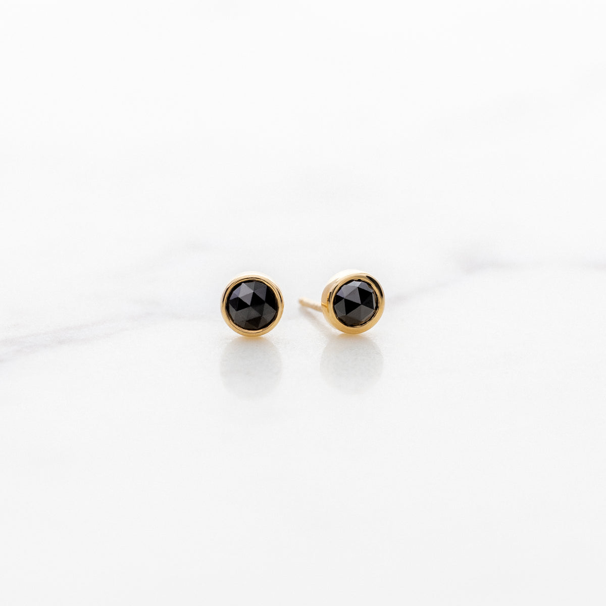Medio Rose Cut Black Diamond Stud Earrings
