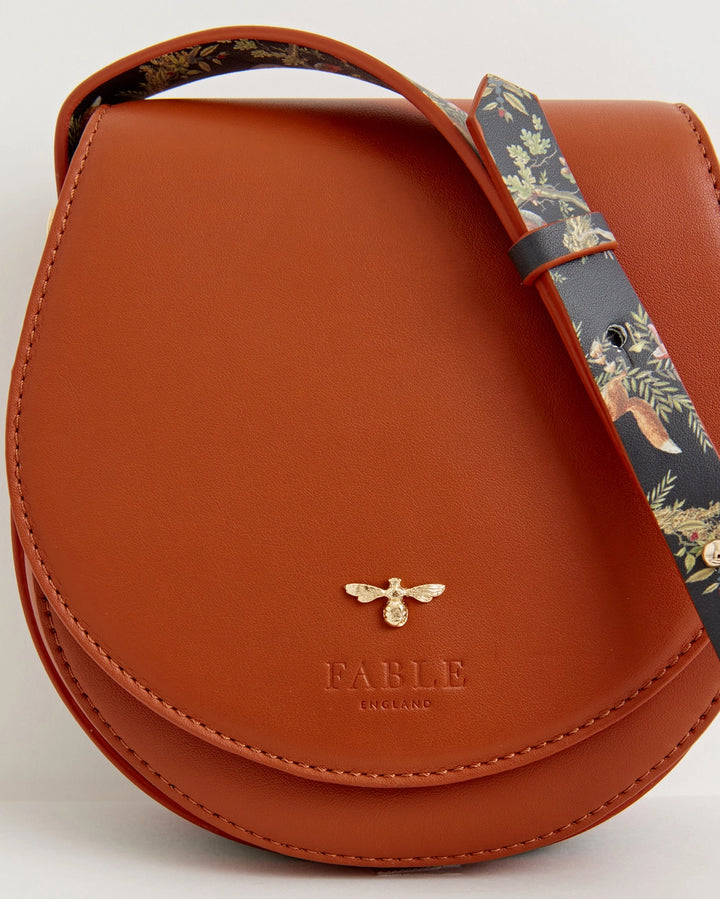 Fable A Night's Tale Saddle Purse Tan